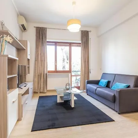 St Peter With Garage דירה